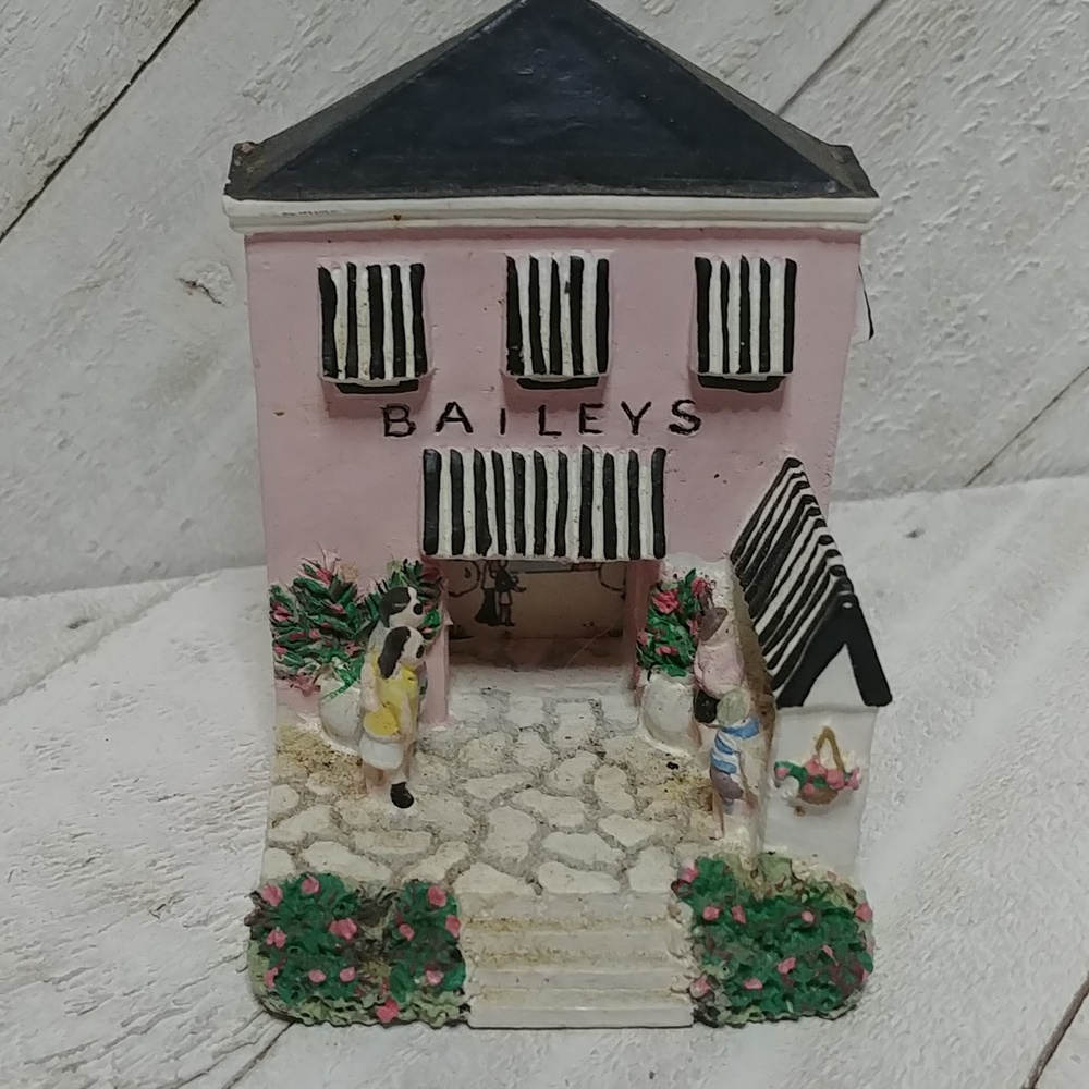 🎉2/$16 Miniature Baileys Store Front House Limited Edition 2002 Baileys Jamaica